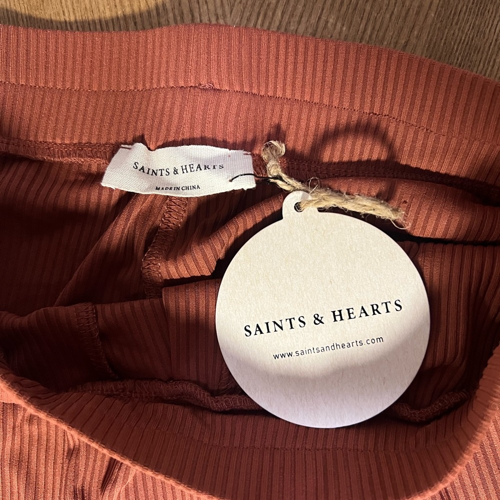 Saints and Hearts wide legged ribbed pull on pants NWT women’s size Large - Picture 5 of 5